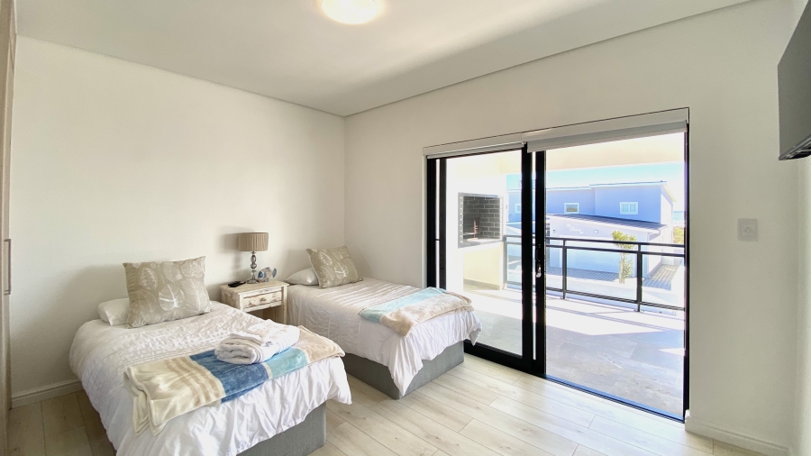 3 Bedroom Property for Sale in Dwarskersbos Western Cape